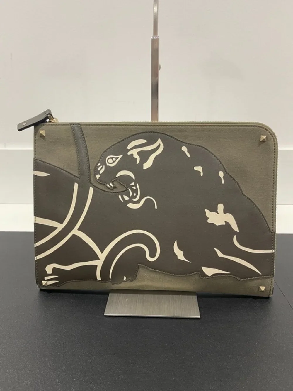 Valentino Garavani Panther Portfolio (JB1444)